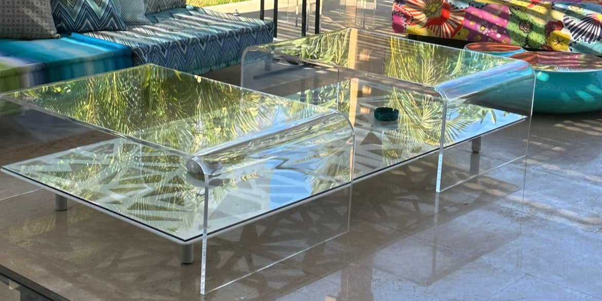 Simple Plexiglass Cocktail Table
