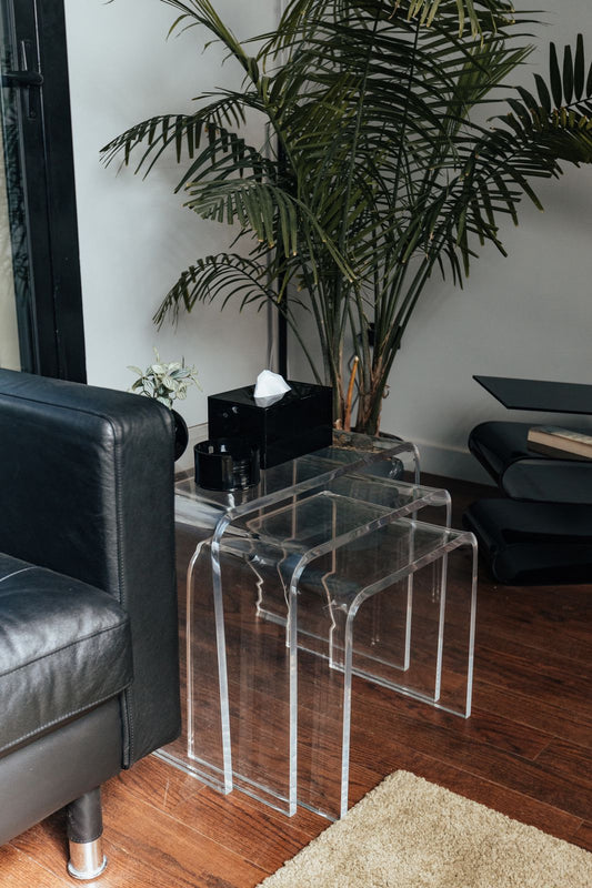 Curva Nesting Acrylic Side Tables (Set of 3)
