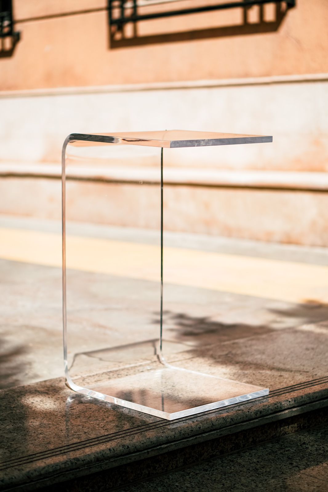 Plexiglass End Slide Table ( C-Shaped )