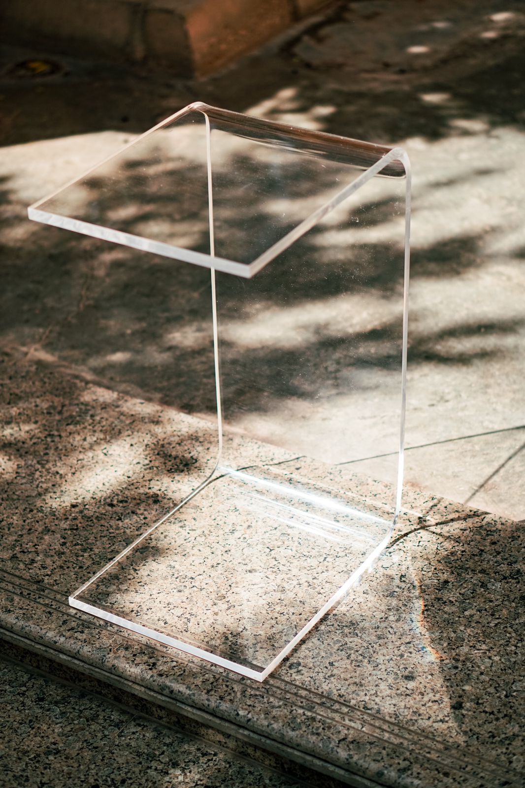 Plexiglass End Slide Table ( C-Shaped )