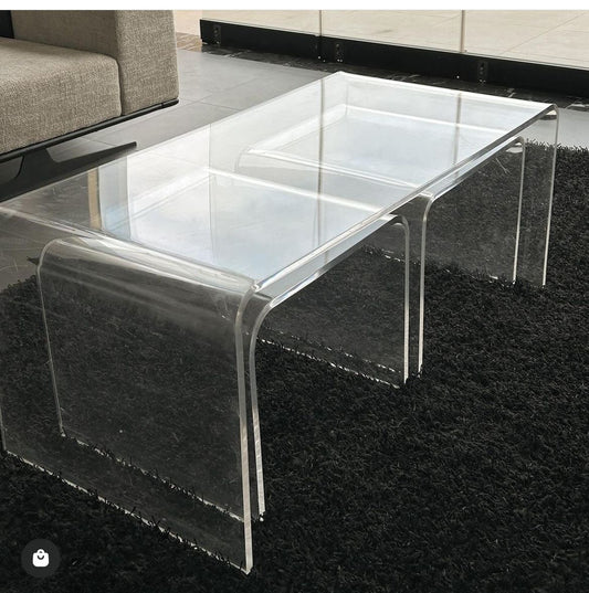 Curved Plexiglass Nesting Cocktail Table - Set of 3