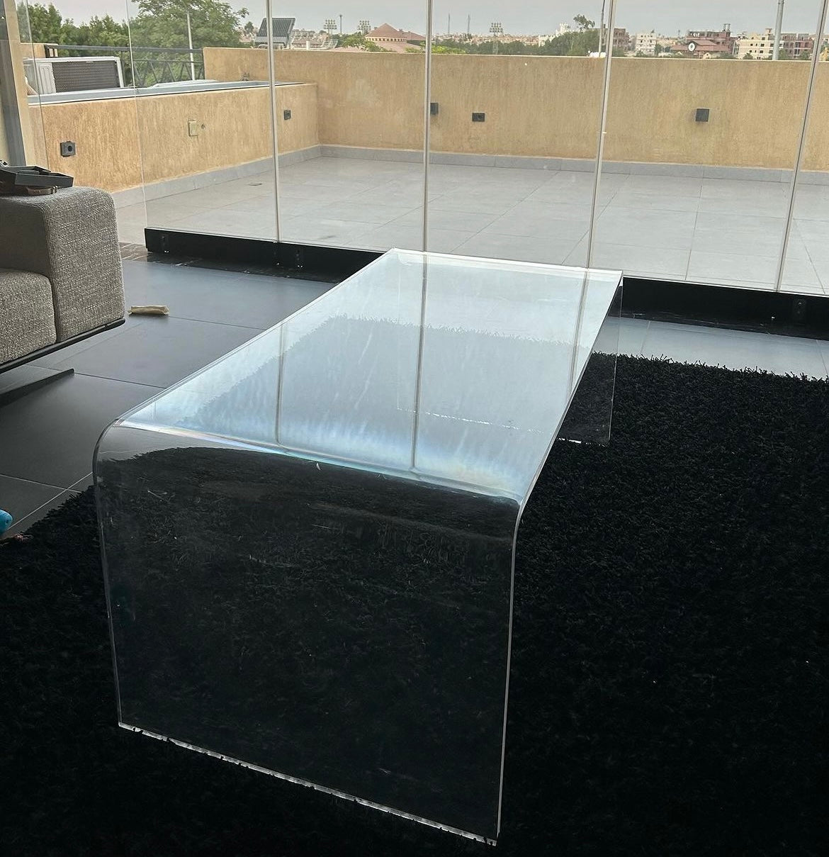 Simple Plexiglass Cocktail Table