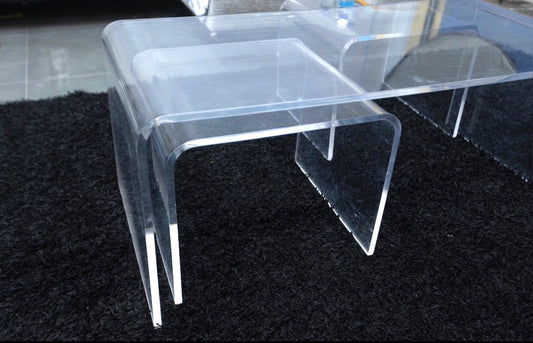 Curva Acrylic Lounge Table              (Set of 3 )