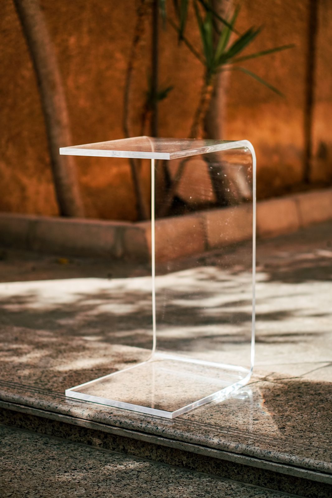 Plexiglass End Slide Table ( C-Shaped )